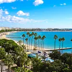 Ideal Congress And Vacation Live In