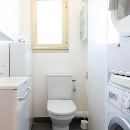 Ideal Congress And Vacation Live In